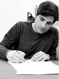 这个保护套符合日本IPX8防水标准